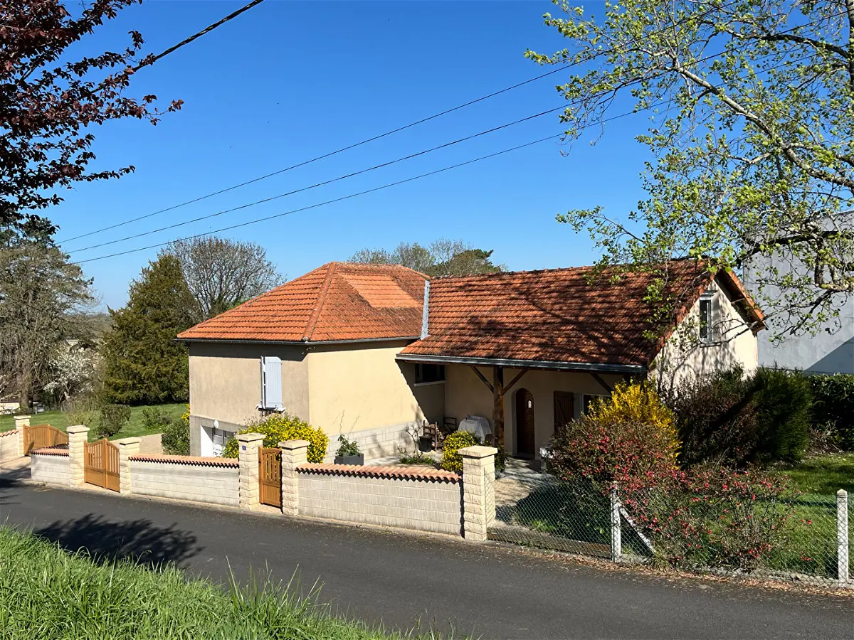 Achat maisonà L ISLE JOURDAIN