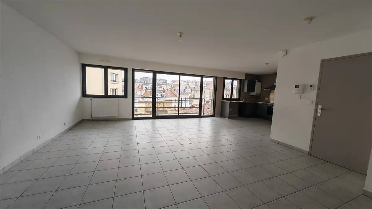 Appartement 5 pièces 95 m² · à Limoges · 95 m² · 860 €/mois