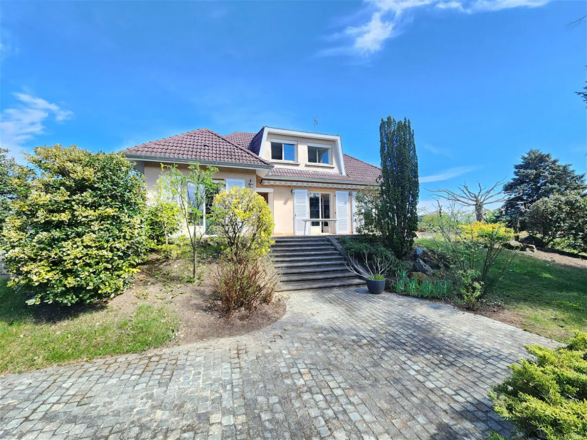 Achat maisonà ECOTAY L OLME