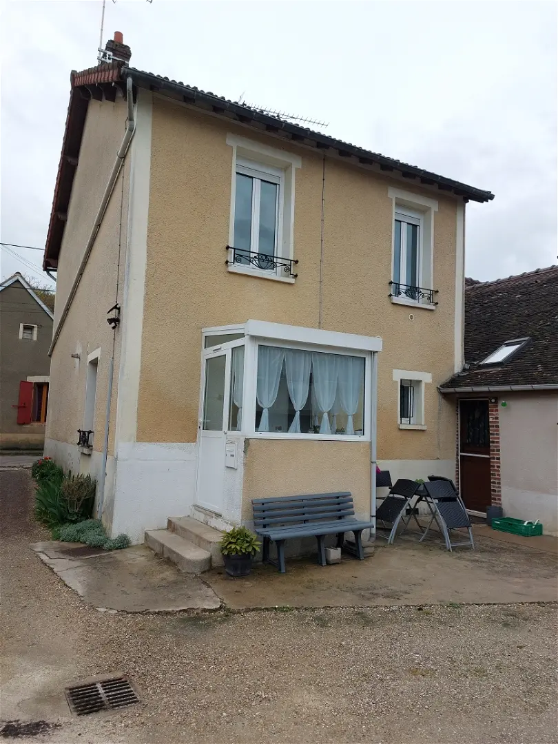 maisonà VILLENEUVE SUR YONNE