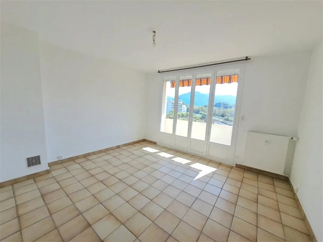 Appartement 3 pièces 60 m² · au Pont-de-Claix · 60 m² · 843 €/mois