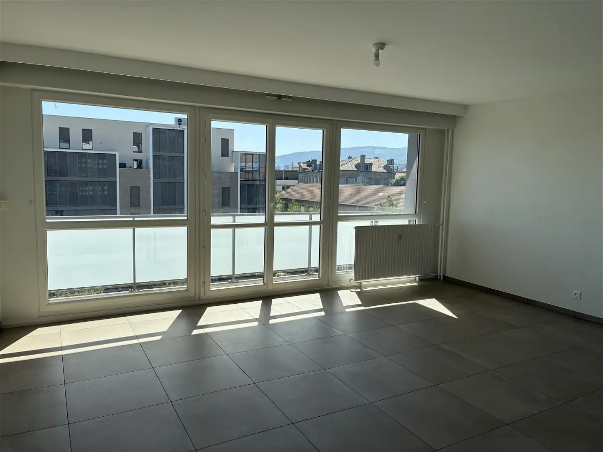 appartementà ST ETIENNE