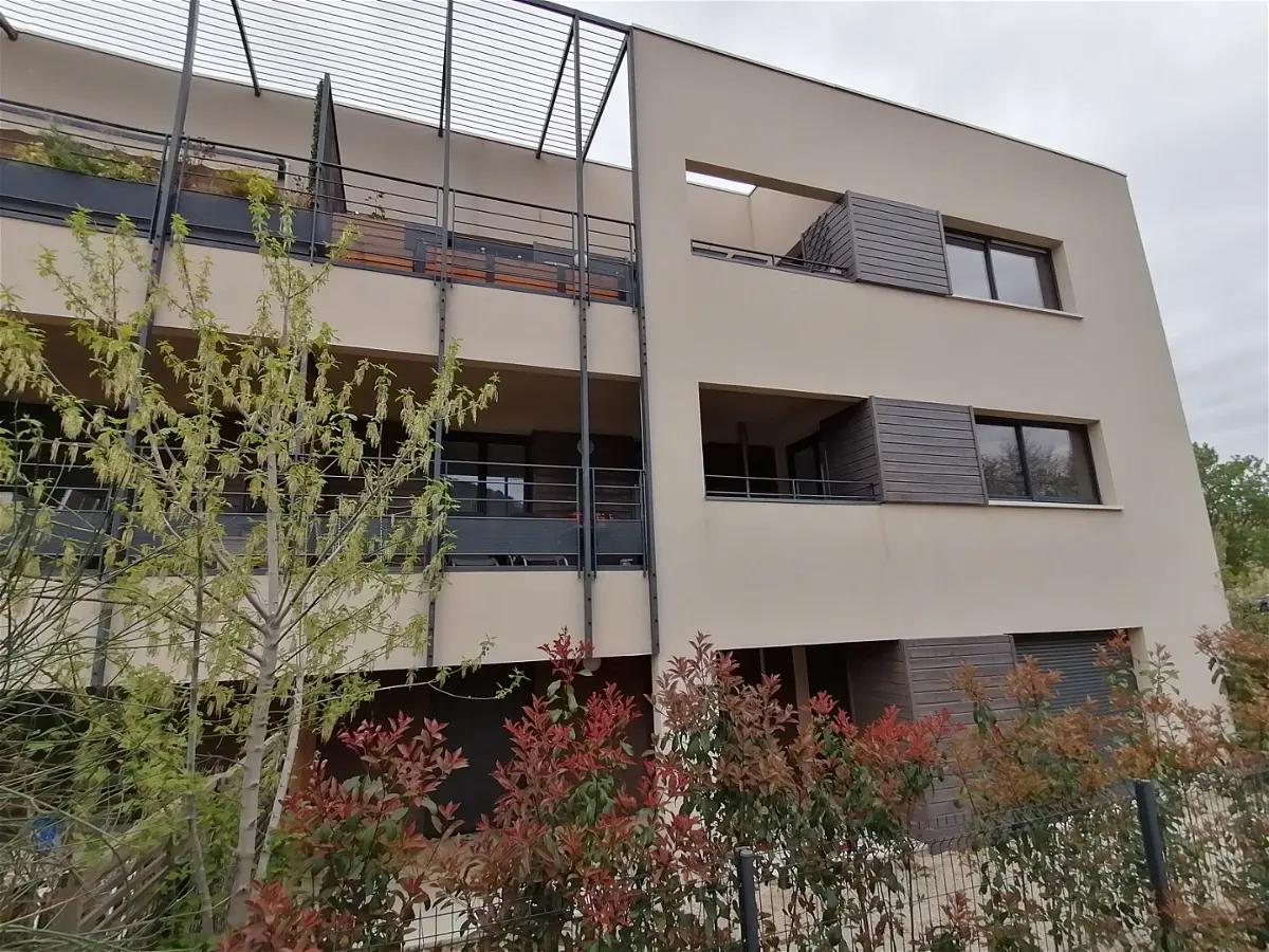 appartementà ROBION