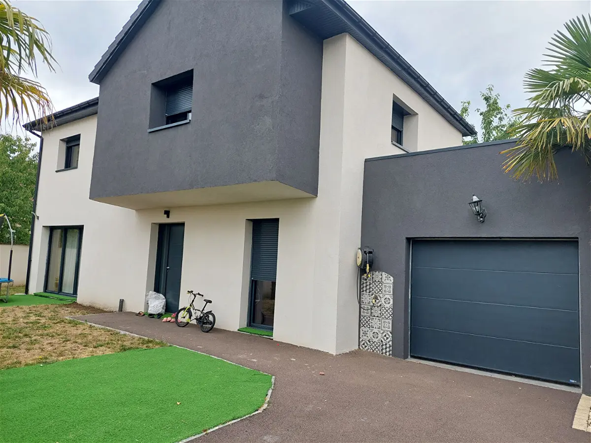 Achat maisonà SAINT ETIENNE DU ROUVRAY