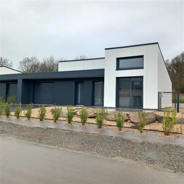 maisonà PLOUISY