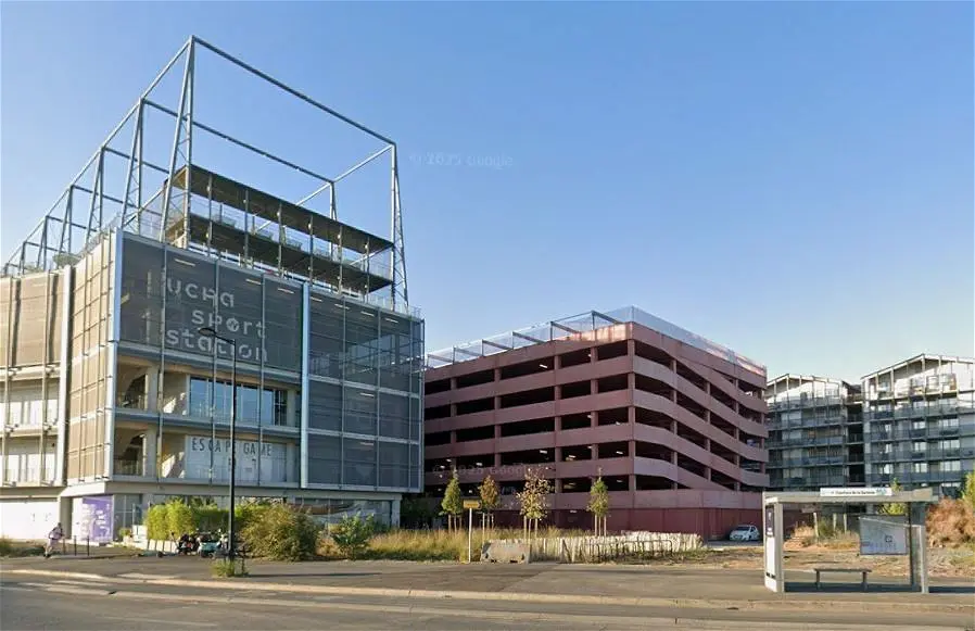 stationnementà BORDEAUX BASTIDE