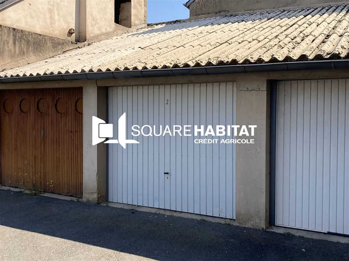 stationnementà DECIZE