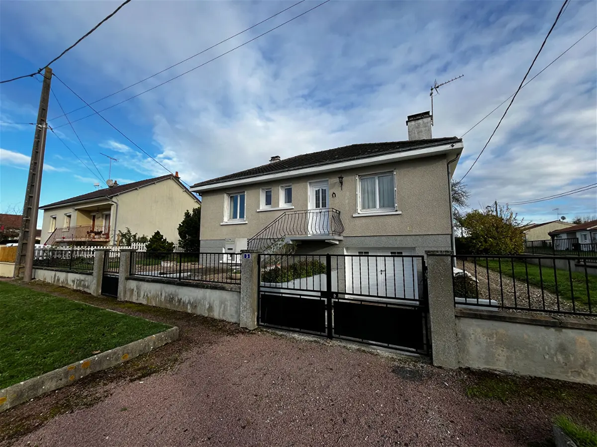Achat maisonà SAINT GERVAIS LES TROIS CLOCHERS