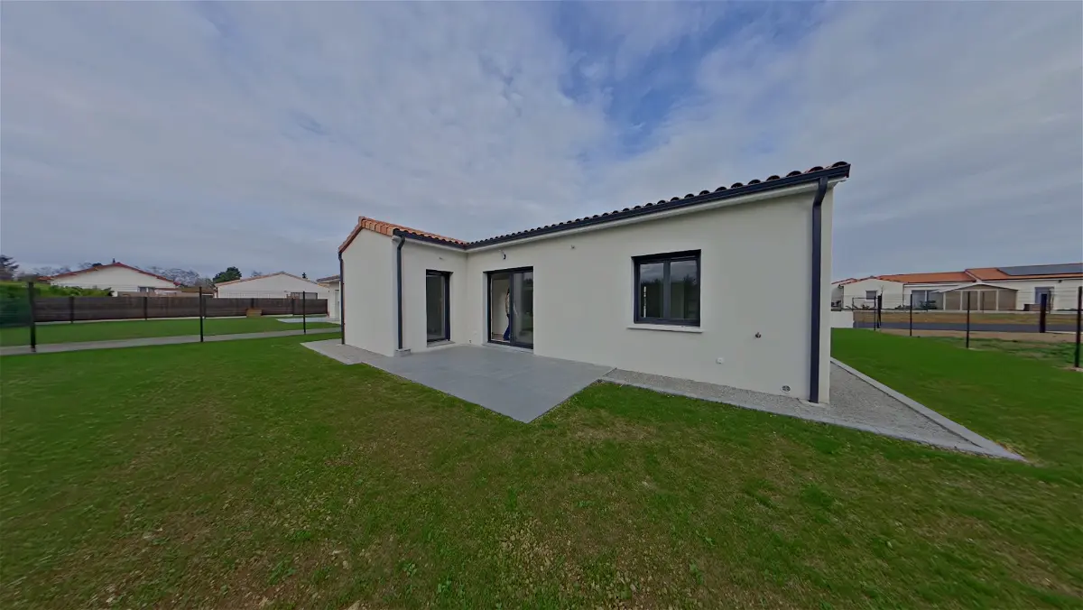 maisonà SAINT GEORGES LES BAILLA