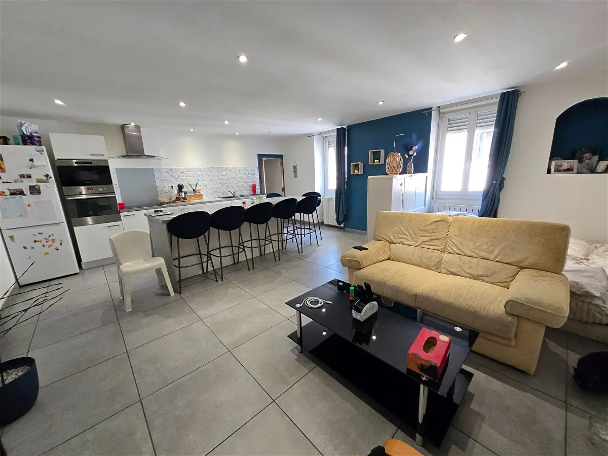 Appartement 3 pièces 78 m² · à Rive-de-Gier · 78 m² · 102 000 €