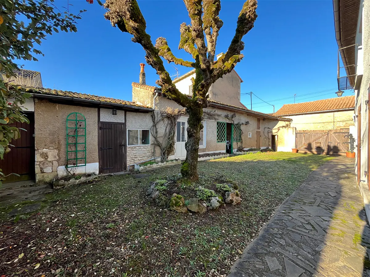 Achat maisonà POITIERS