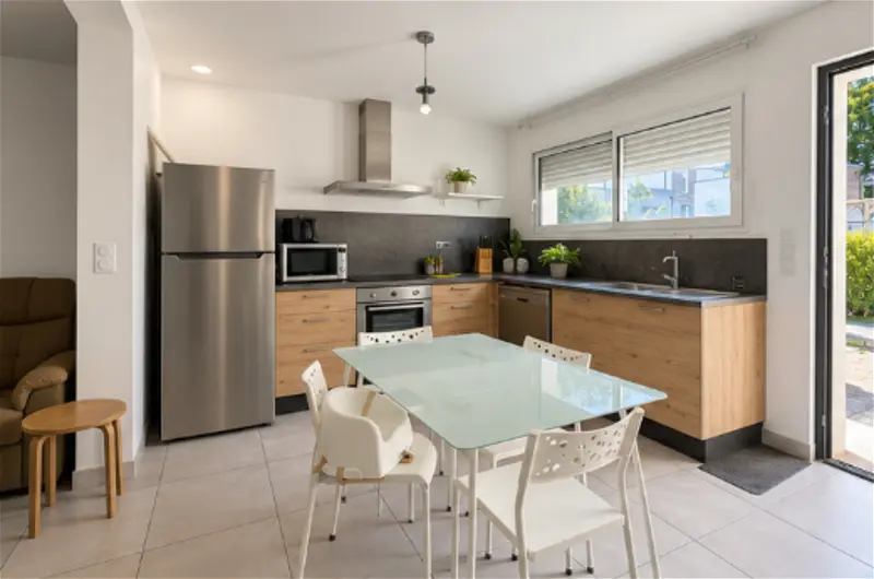 maisonà MONTREUIL JUIGNE