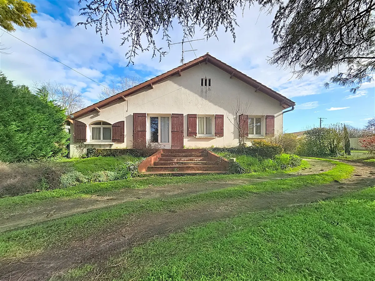 Achat maisonà SAINT DENIS DE PILE