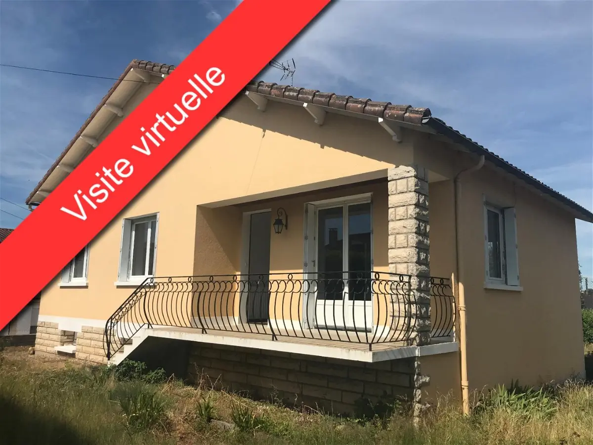 maisonà LUSSAC LES CHATEAUX