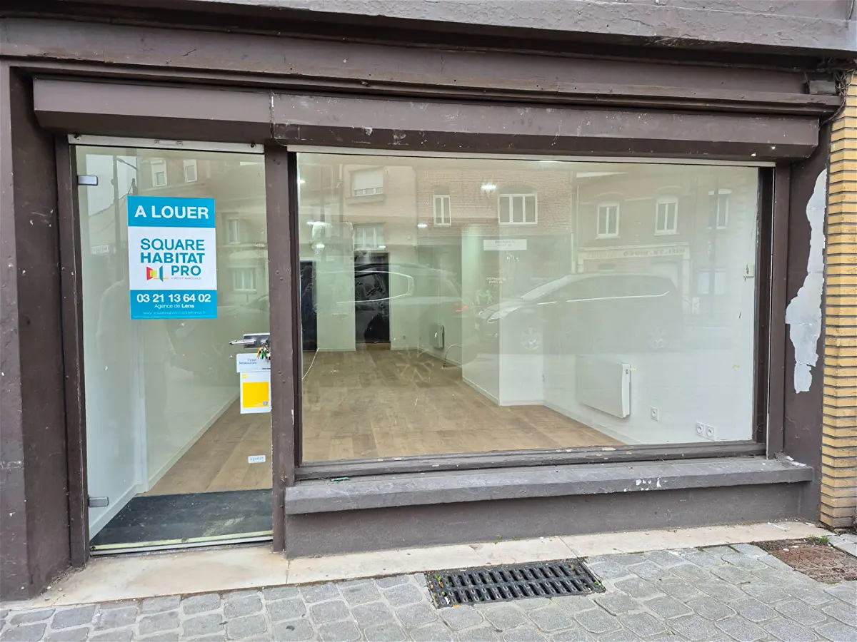 local_commercialà LENS