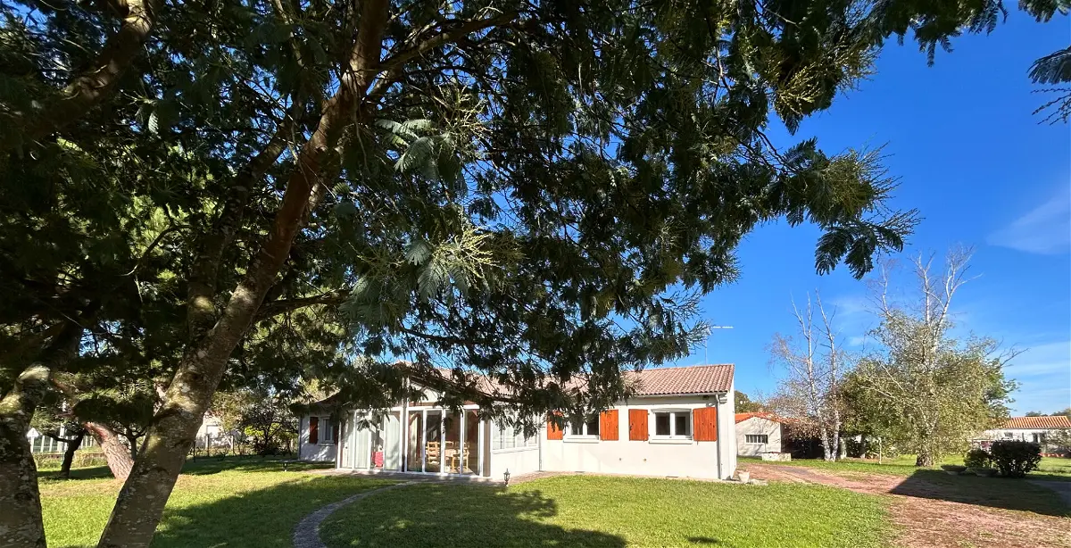 Achat maisonà CHAILLEVETTE