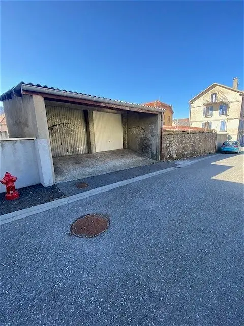 stationnementà VEYNES
