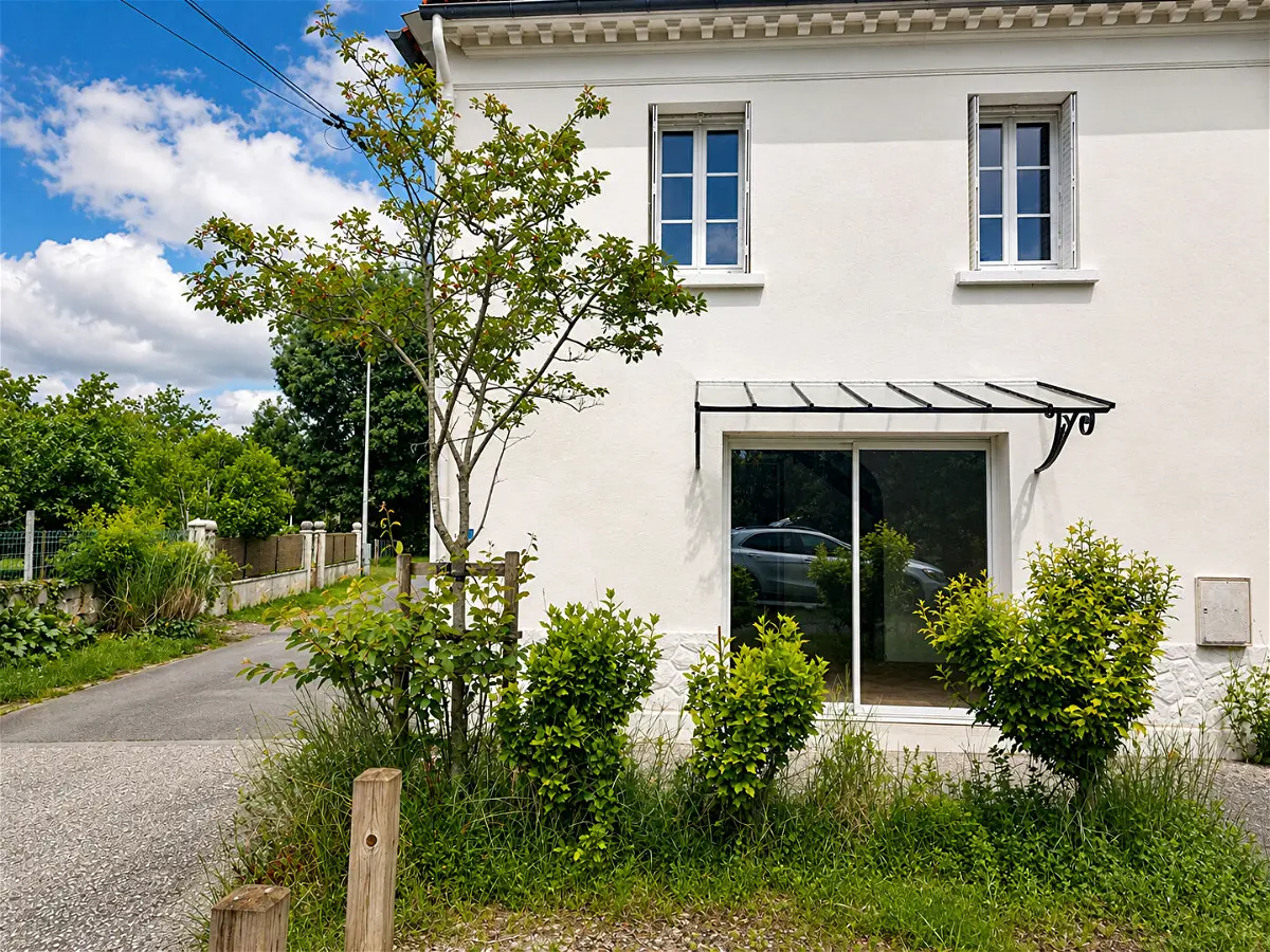 maisonà LES GONDS