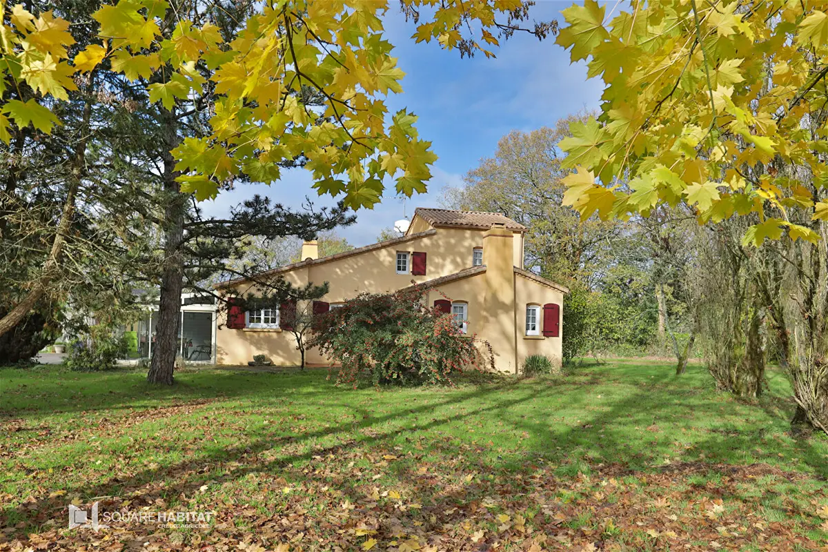 Achat maisonà SAINTE FLAIVE DES LOUPS