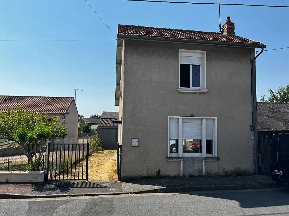 Achat maisonà LENCLOITRE