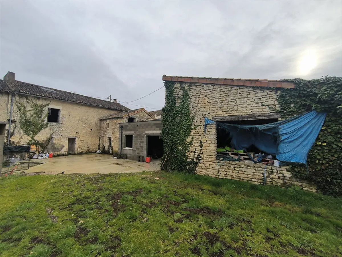 Achat maisonà SAINT MARTIN LA PALLU