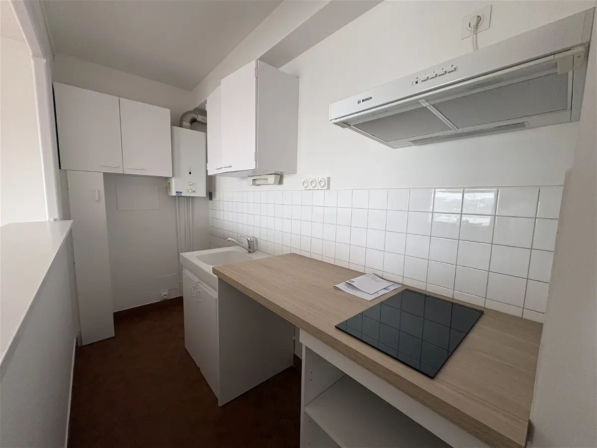 Appartement 1 pièce 26 m² · à Saint-Gilles-Croix-de-Vie · 26,3 m² · 470 €/mois