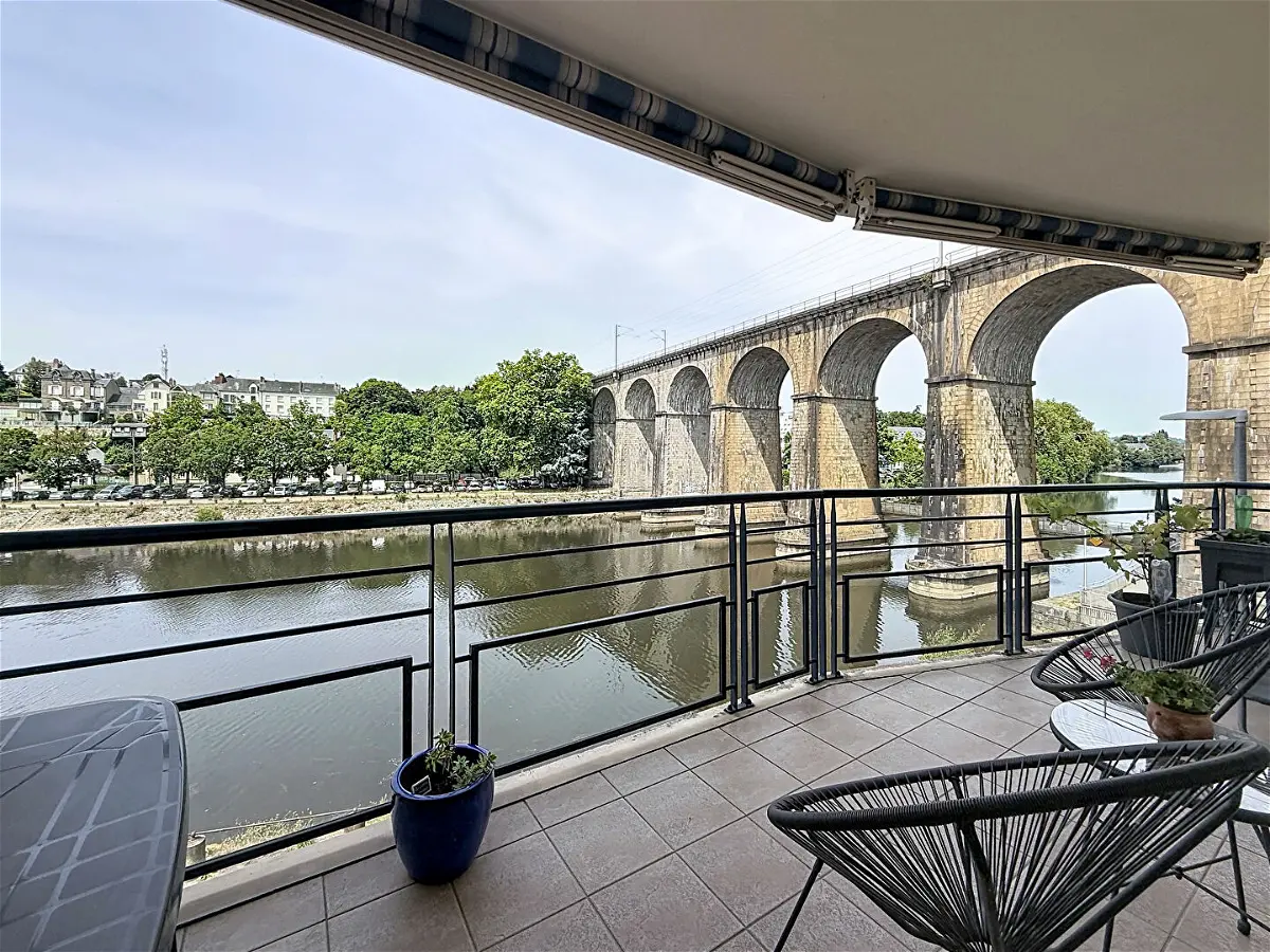 Achat appartementà LAVAL