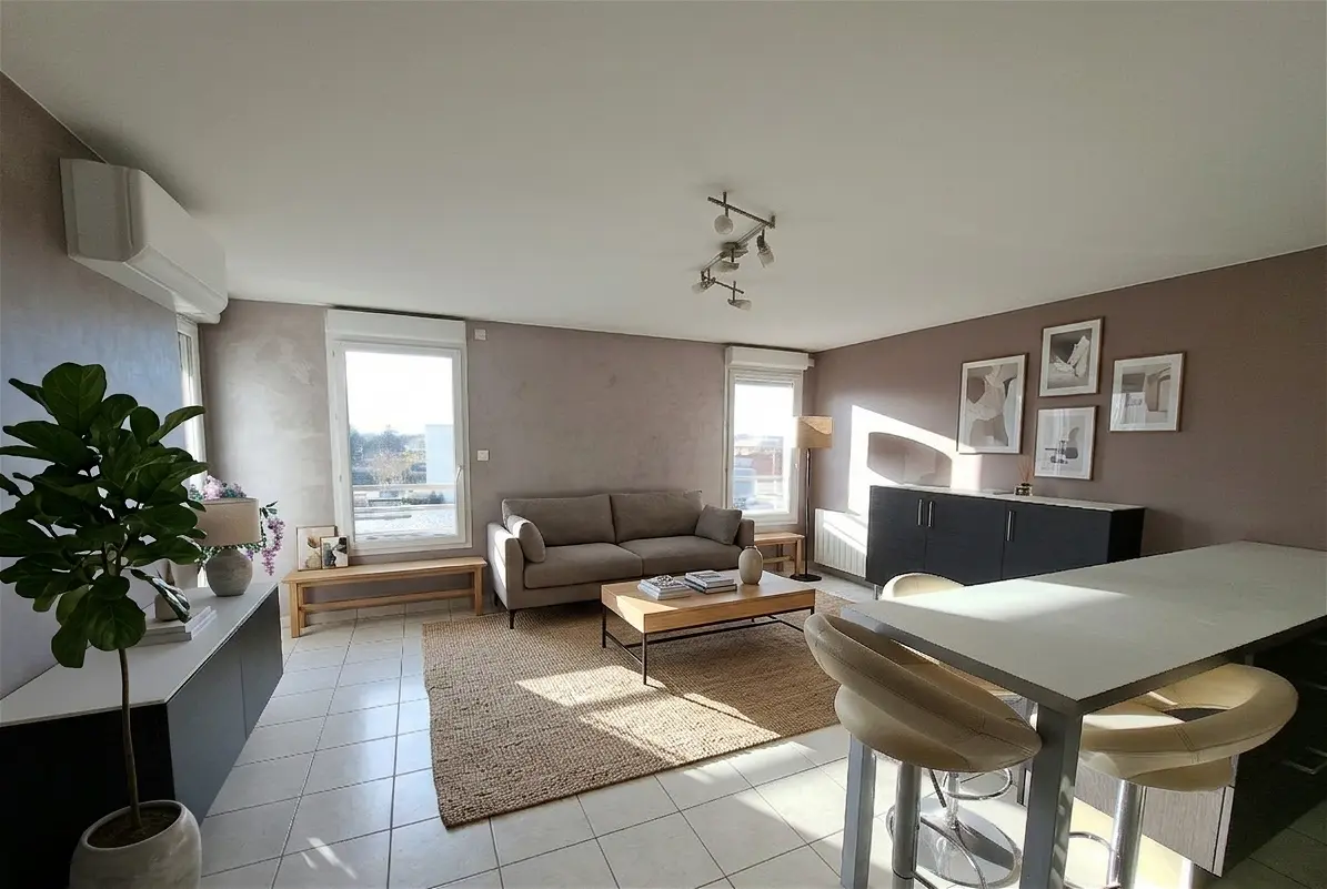Achat appartementà DECINES CHARPIEU