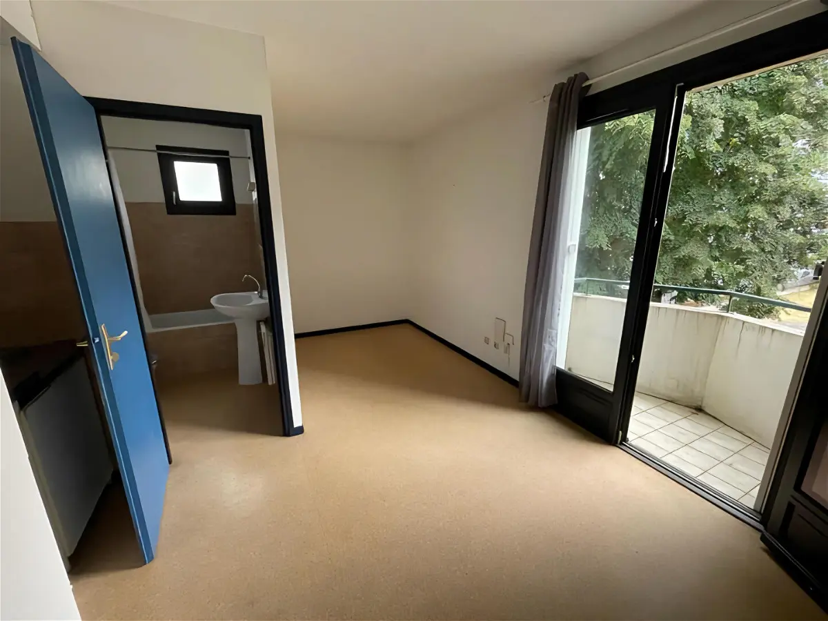 Appartement 1 pièce 17 m² · à Pau 64000 · 17 m² · 60 000 €
