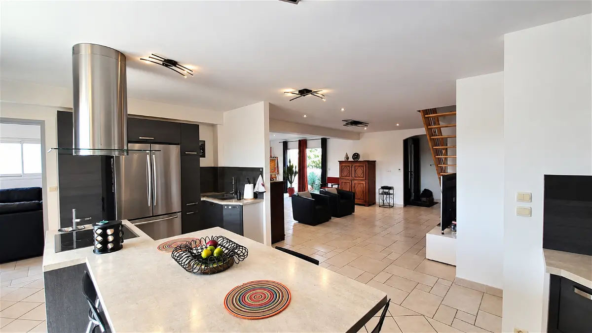 Maison 9 pièces 230 m² · à Saint-Hilaire-de-Clisson · 230 m² · 499 000 €