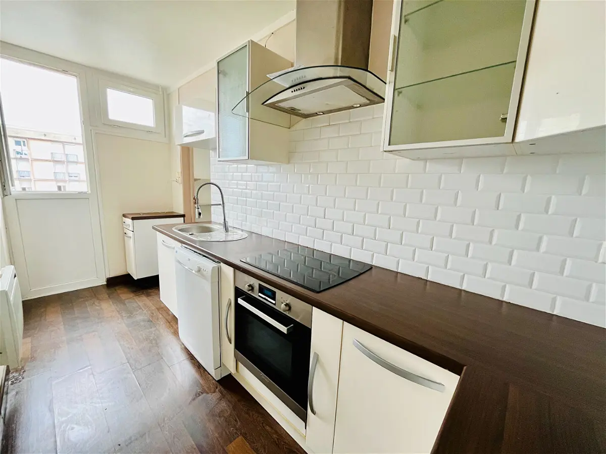Achat appartementà FLEURY LES AUBRAIS