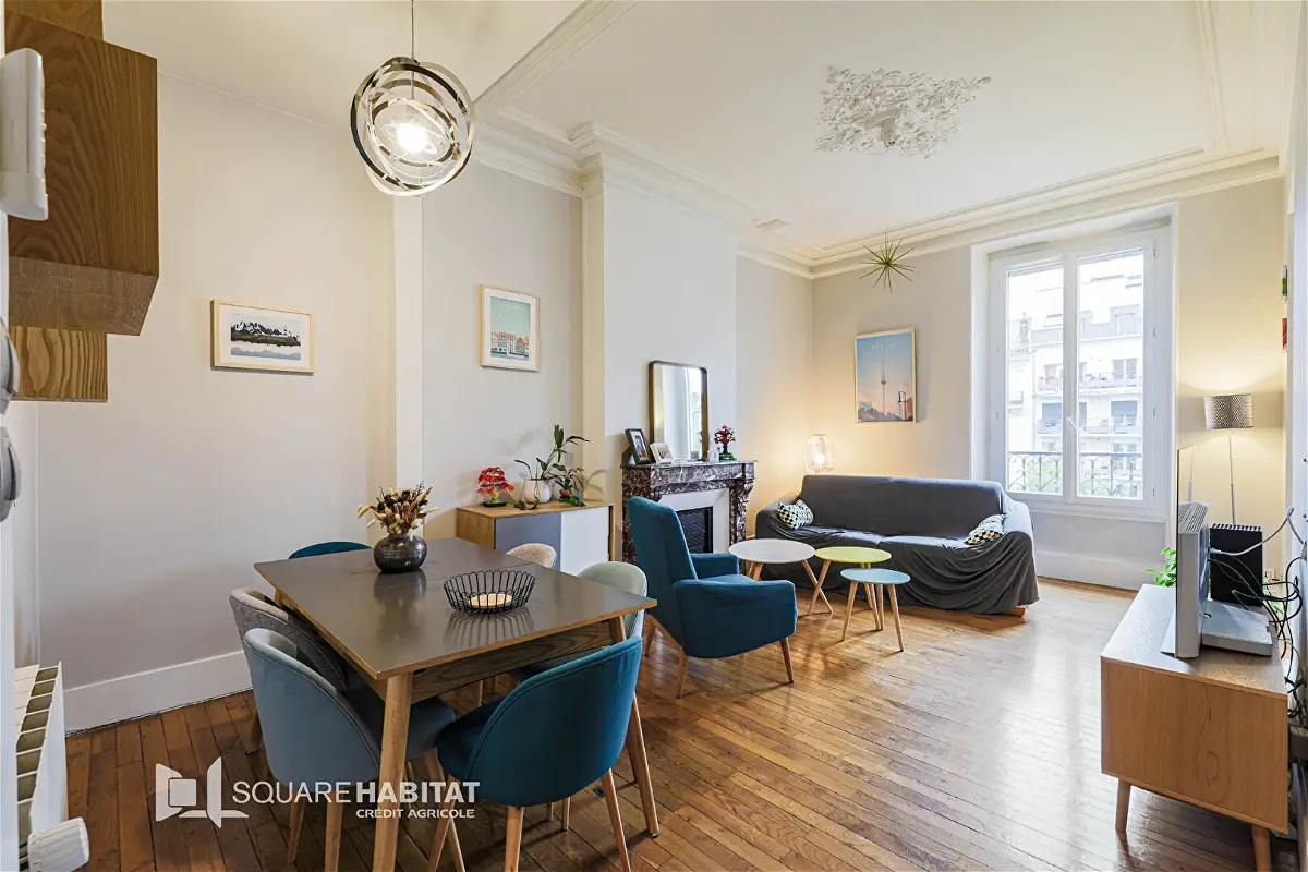 Appartement 3 pièces 75 m² · à Grenoble · 75,3 m² · 210 000 €