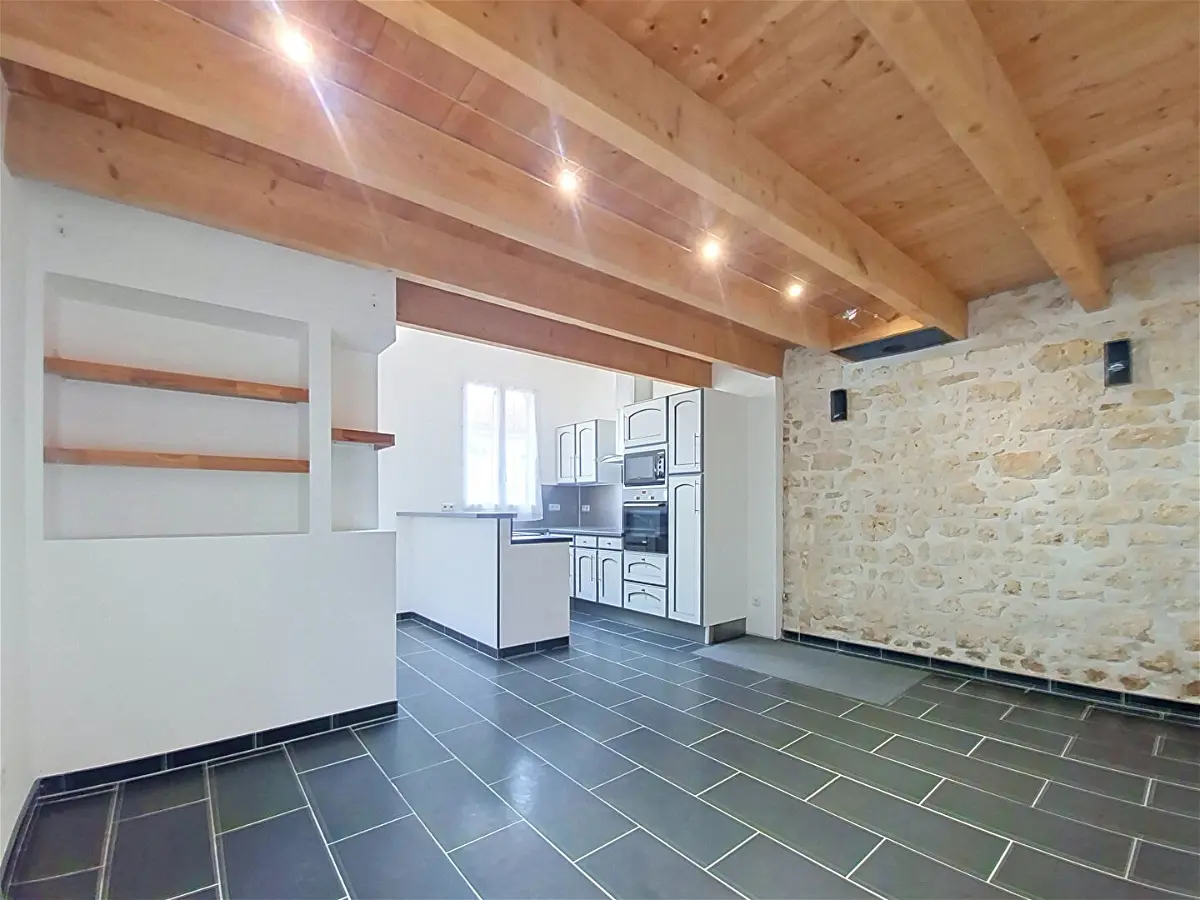 Maison 3 pièces 56 m² · à Rochefort · 56 m² · 192 000 €