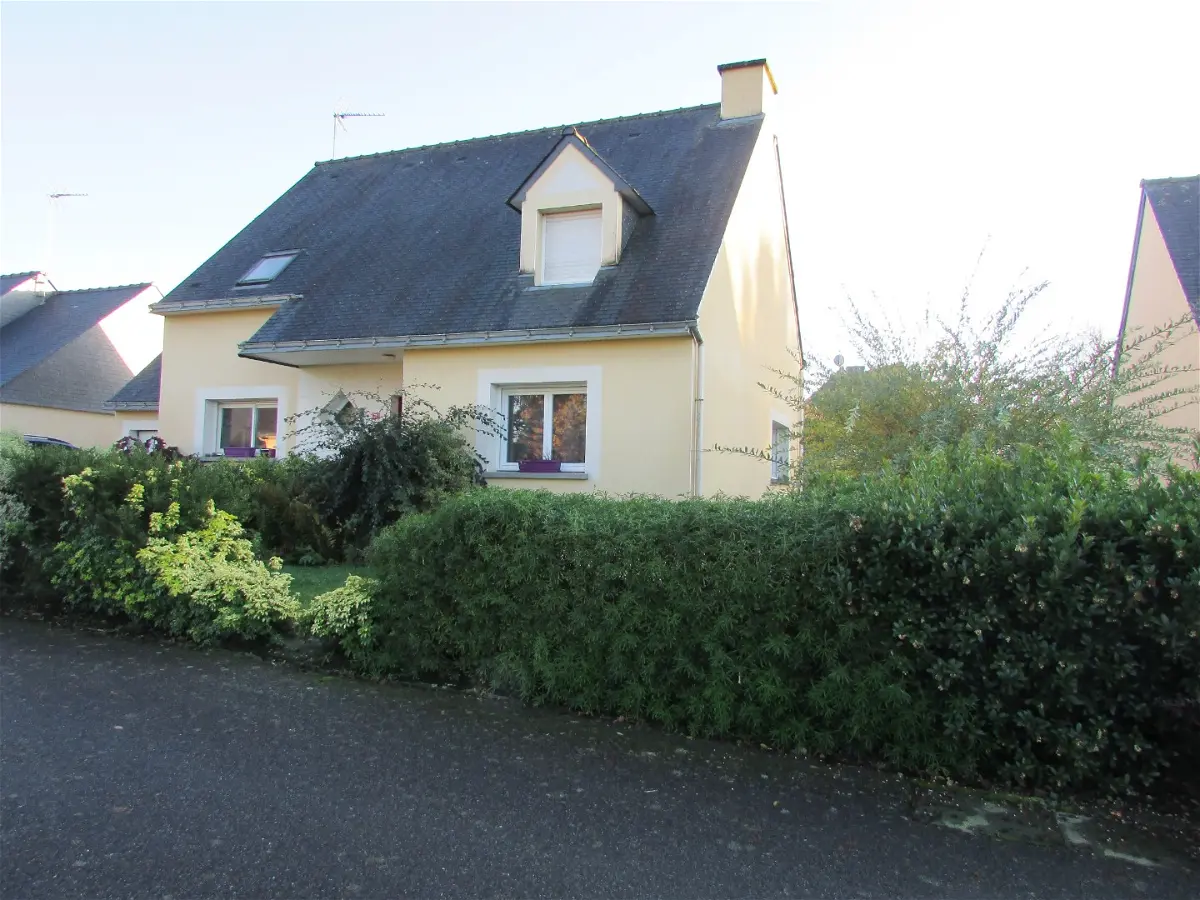 Maison 5 pièces 117 m² · à Ploërmel · 117,3 m² · 990 €/mois