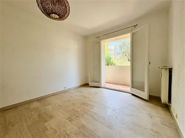 Studio à vendre - LE CANNET