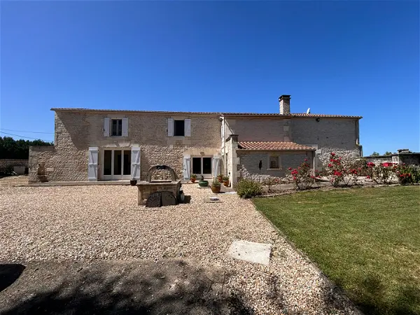 Achat maison 6 pièces - 283m² à Cozes (17120)