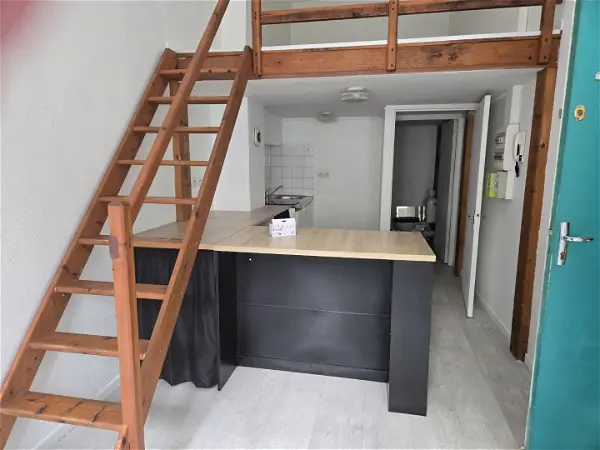 Appartement à louer - Valenciennes, 1 pièce