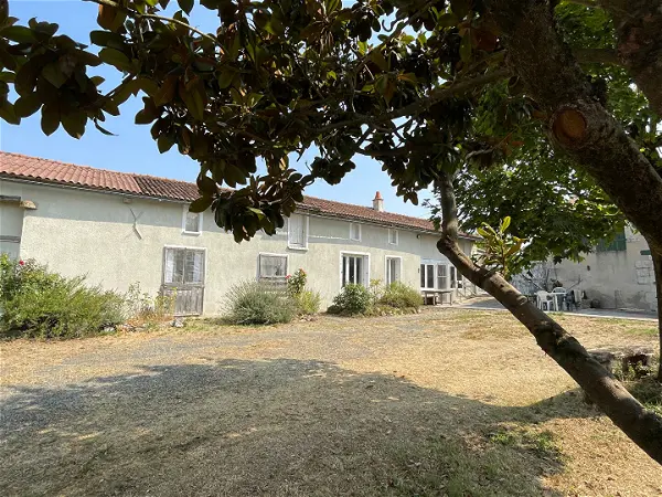 Maison à vendre - COUSSAY, 4 pièces