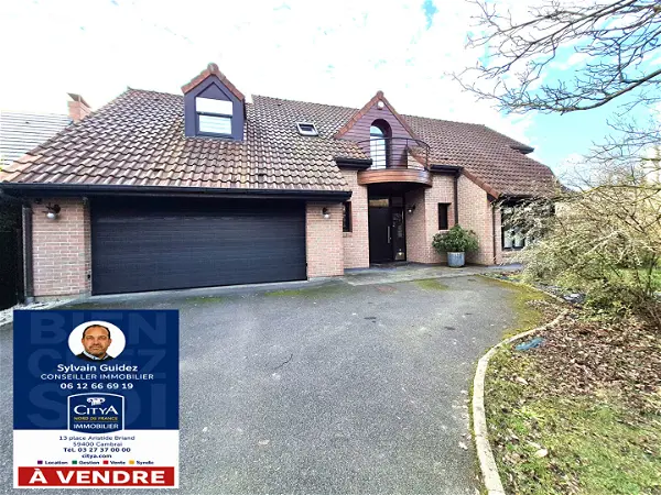 Achat maison 10 pièces - 200m² à Cambrai (59400)