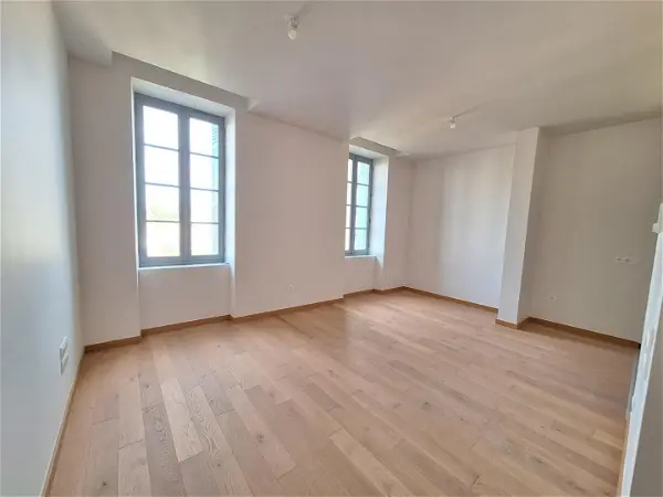 Appartement à louer - CHAMALIERES