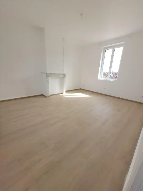 Appartement à louer - Cambrai, 2 pièces