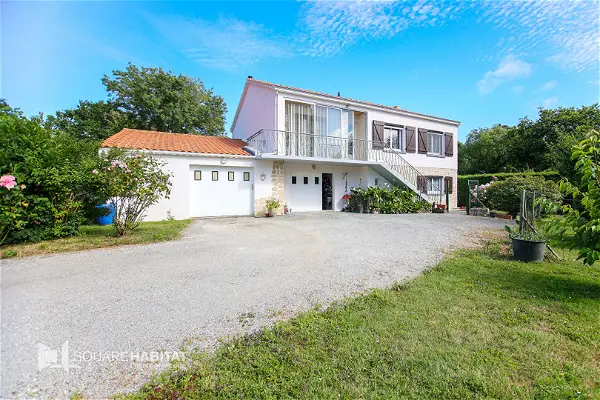 Maison à vendre - SAINT URBAIN, 5 pièces