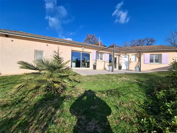 Maison à vendre - ST UZE, 6 pièces