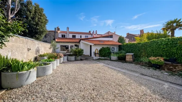 Maison à vendre - BOIS DE CENE, 7 pièces