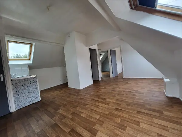 Location appartement 3 pièces - 30.45m² à Arques (62510)