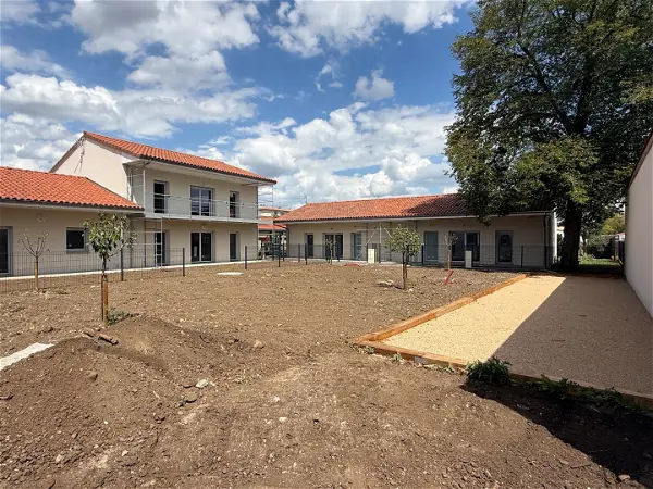 Appartement à louer - ISSOIRE, 4 pièces