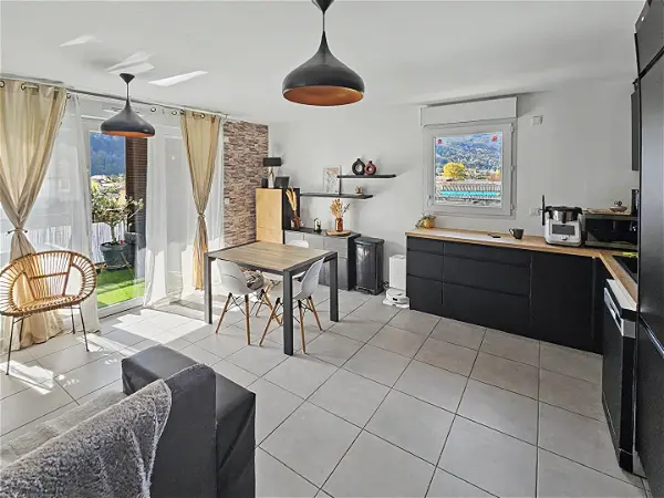 Appartement à vendre - DOMENE, 4 pièces