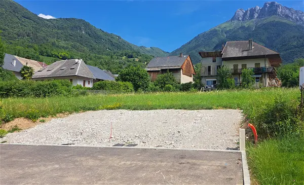 Achat terrain - 697m² à Saint pierre d albigny (73250)