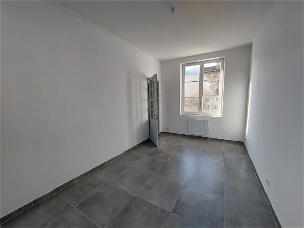 Maison à louer - VAUX SUR MER, 4 pièces