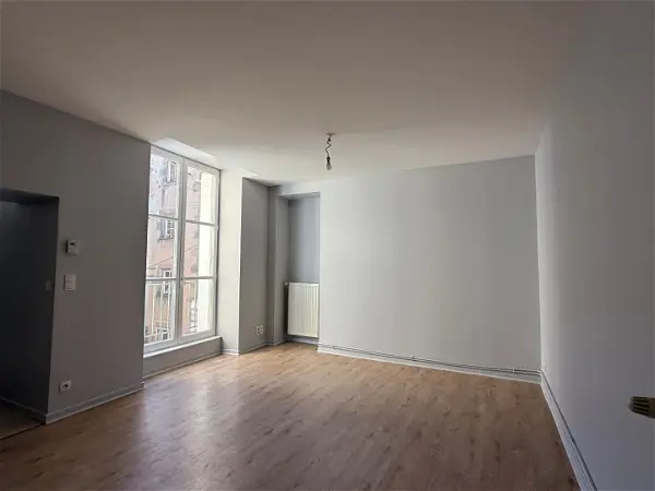Location appartement 1 pièce - 30m² à Issoire (63500)